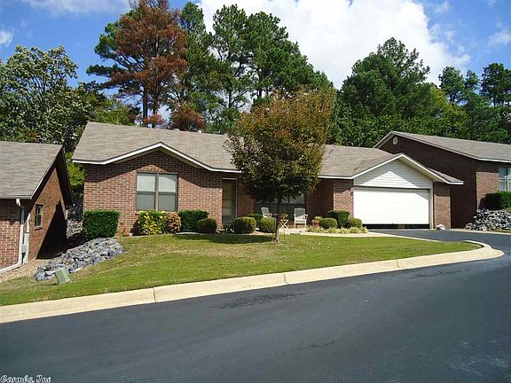3rd image of 124 Corporate Ter APT 11C