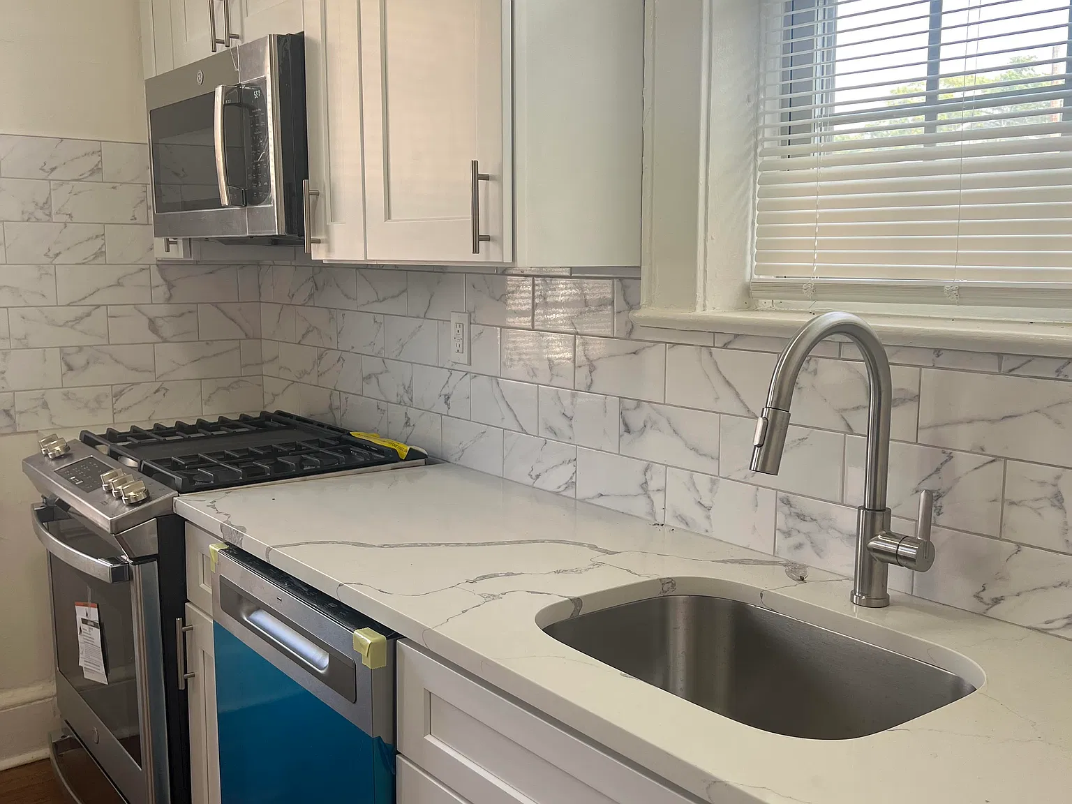2 bed, $2,750 — Photo 1