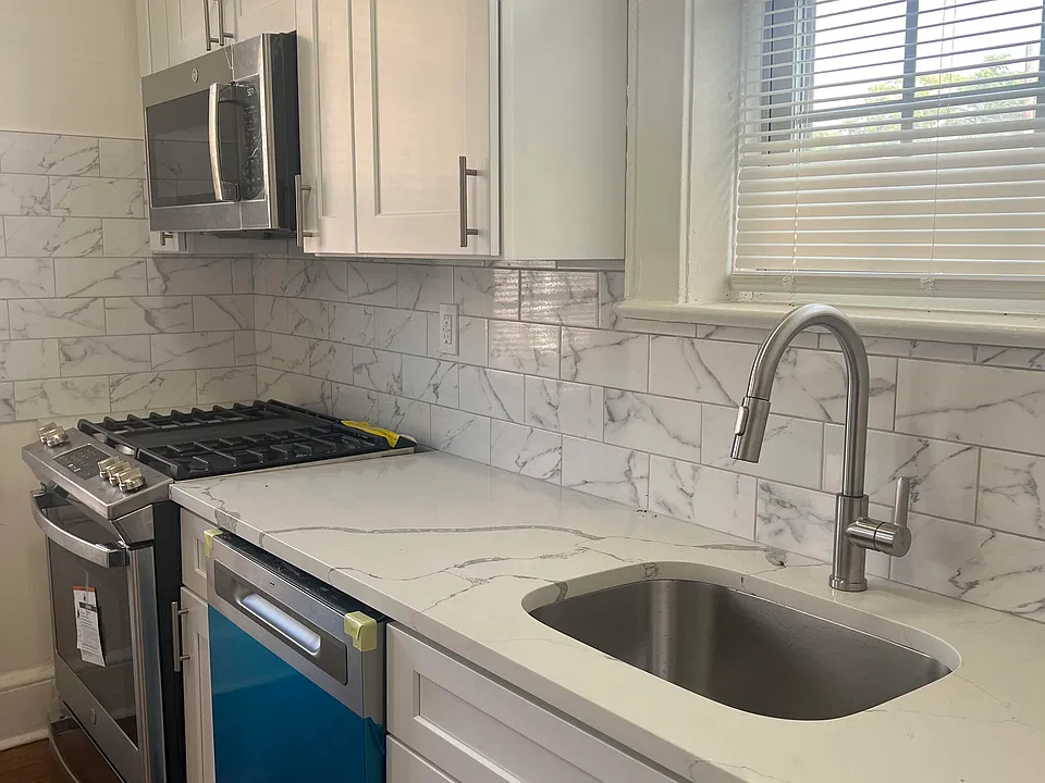 45-47 Woodland Ave #23