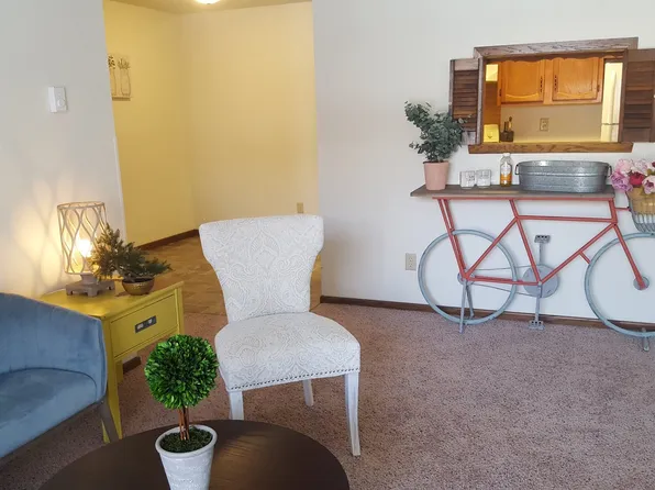 Gateway Circle Apartments