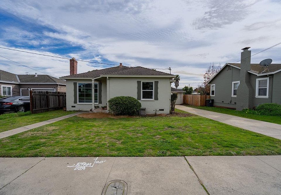 1st image of 129 Clifford Ave