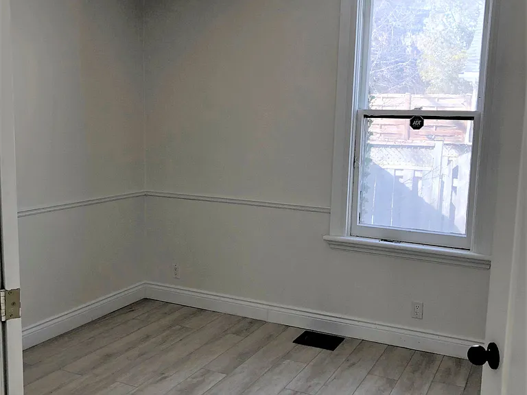 5 Renwick Ave #3 — Photo 27