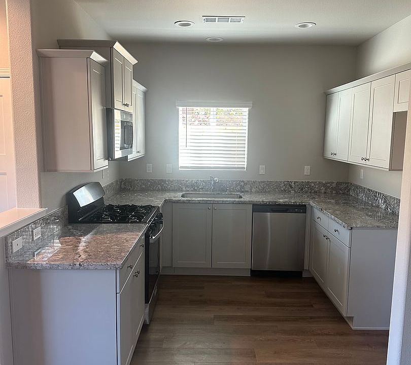 Wood Ranch Apartments 510 510 S Summit St Visalia, CA Zillow