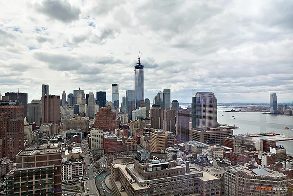 Sold by Modern Spaces | media 11