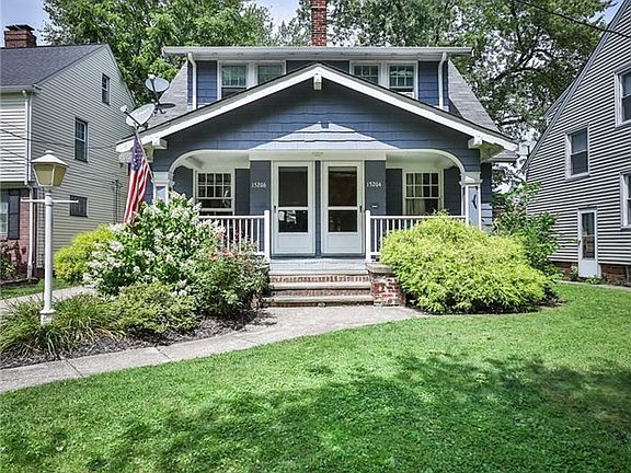 2nd image of 15204 Lydian Ave