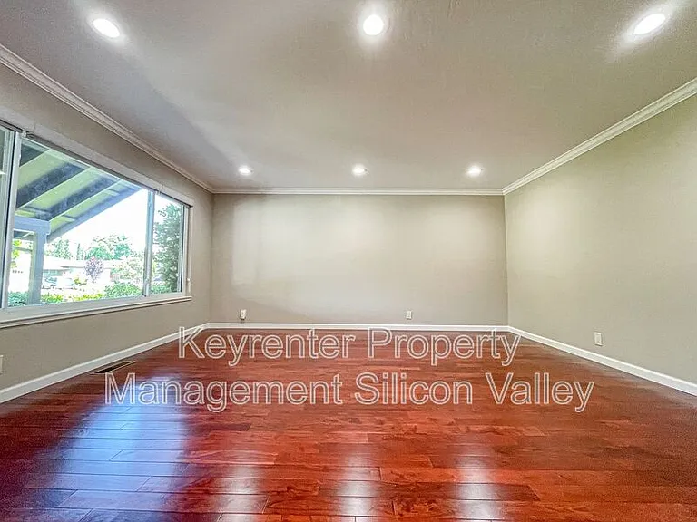 6701 Tannahill Dr — Photo 8