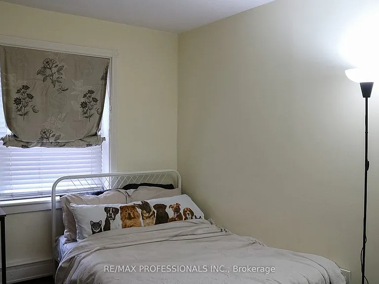 836 Concession St #206 — Photo 12