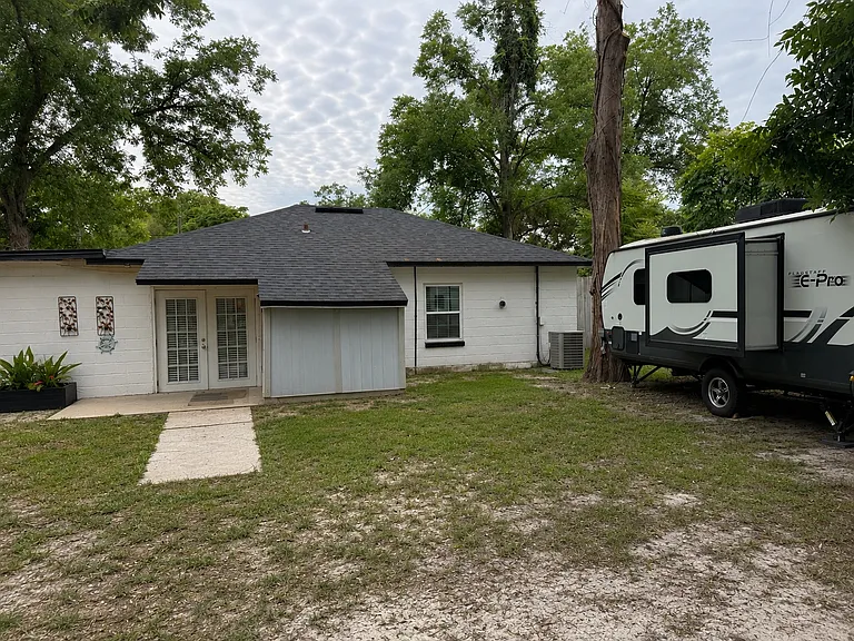 3653 Freeman Rd — Photo 9