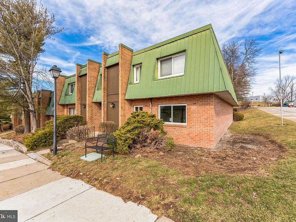 901 Meadowview Ln 901, Mont Clare, PA 19453 Zillow