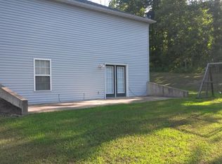 405 Moss Ln, Farmington, MO 63640