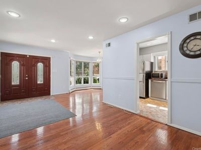 200-15 16th Ave, Bayside, NY, 11360