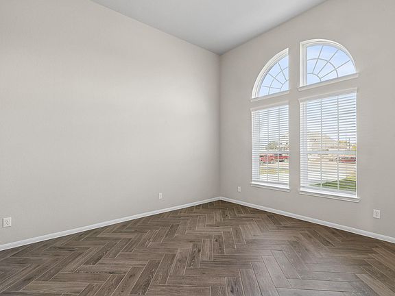 3rd image of 6606 Allens Lndg