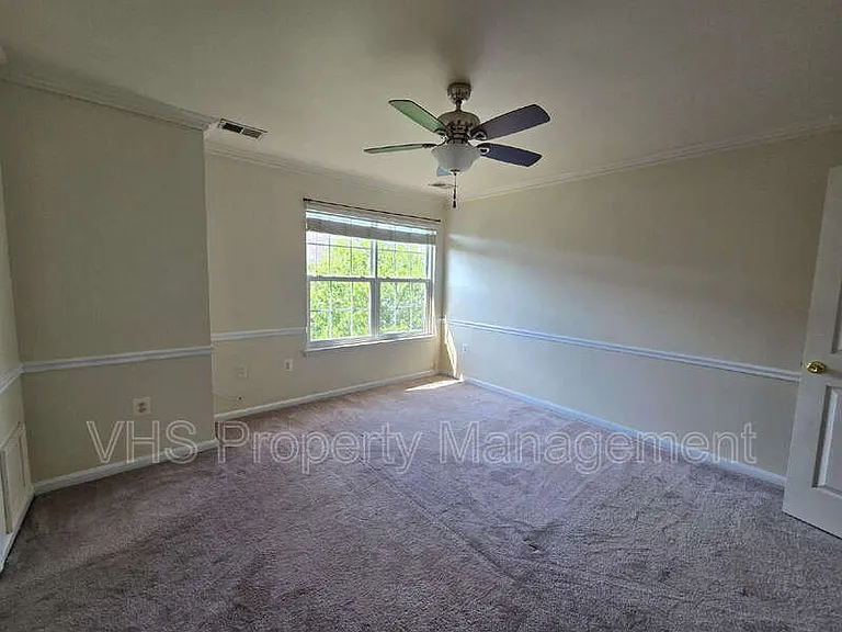 6186 Library Ln — Photo 21