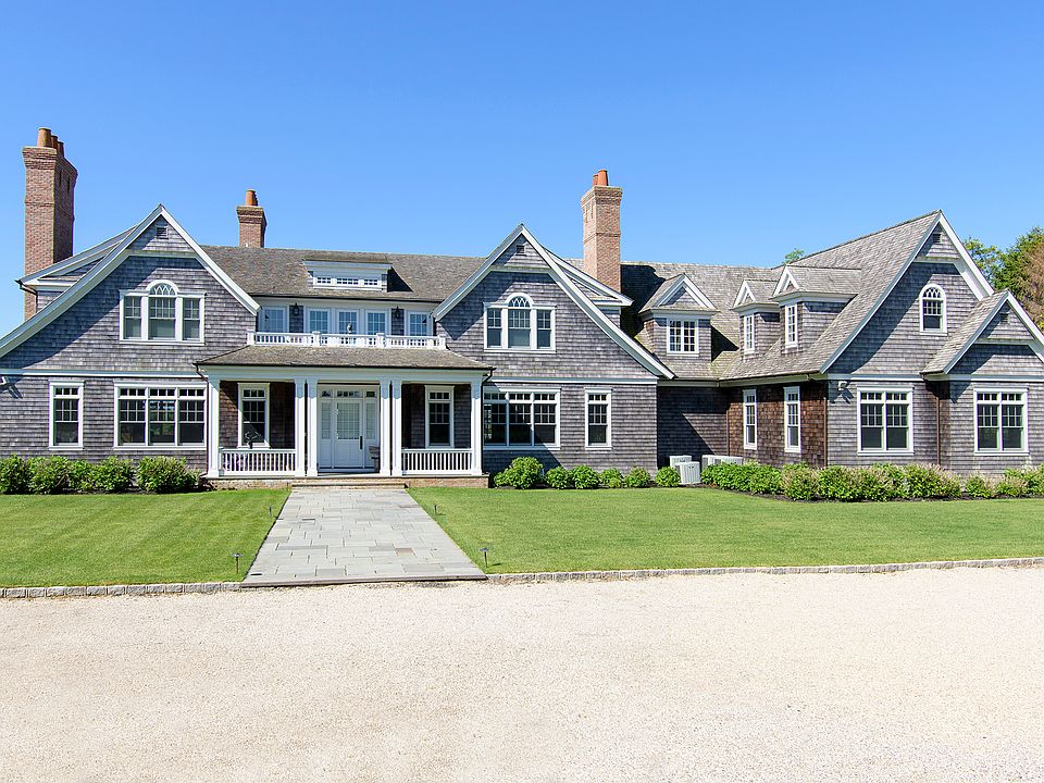 1st image of 318 Mitchells Ln