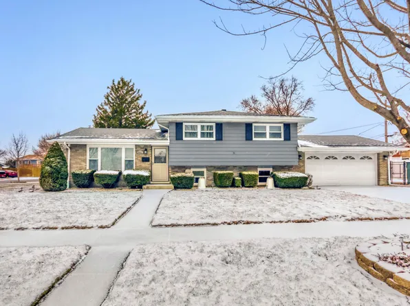 16417 66th Ct, Tinley Park, IL 60477