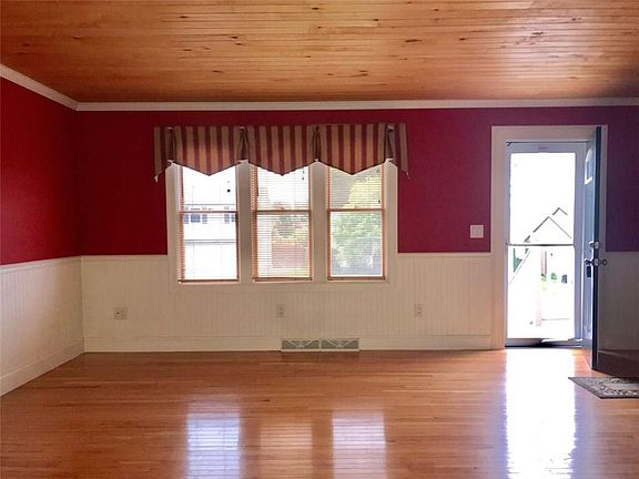 4th image of 4217 Crosswinds Dr