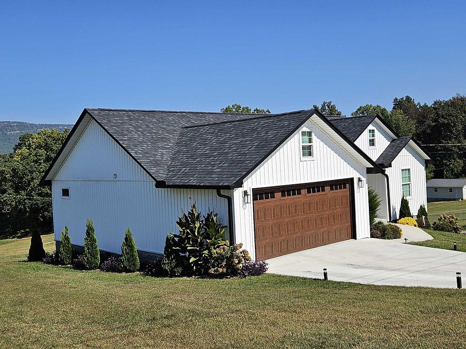 1st image of 214 Morton Rd
