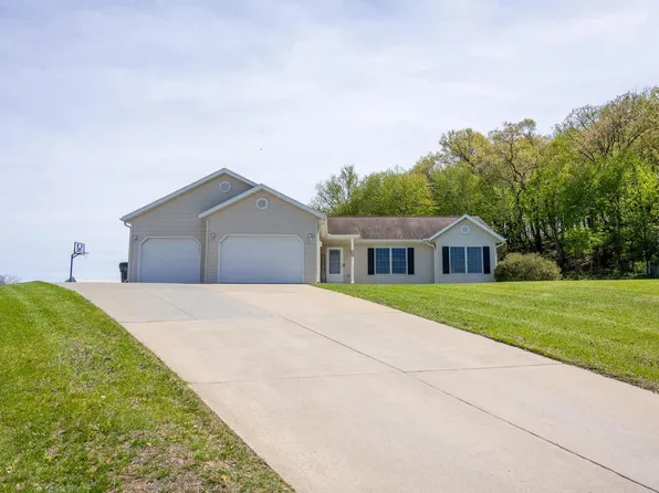 1410 Gavin Court, Reedsburg, WI 53959