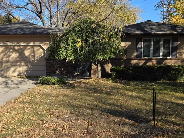 816 E Phoenix Ave, Grand Island, NE 68801