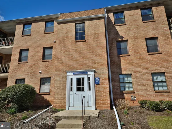 169 Woodstream Dr #169, Norristown, PA 19403