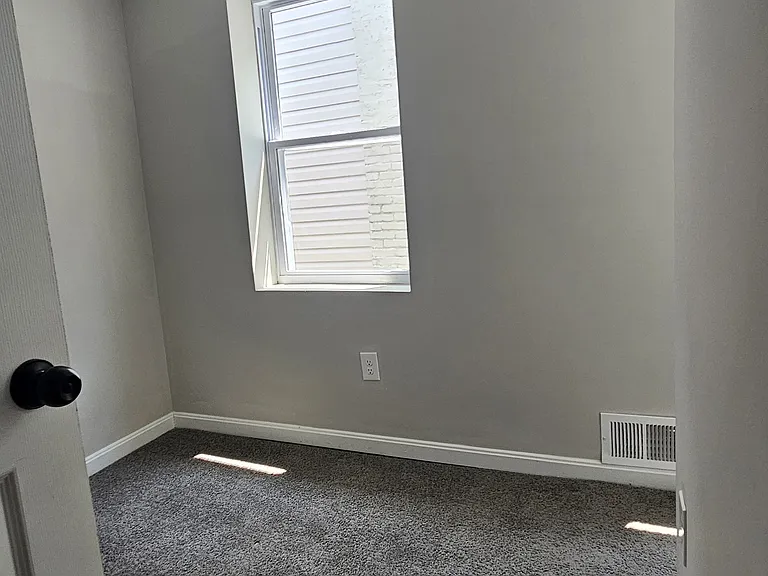 2536 Mosher St — Photo 16