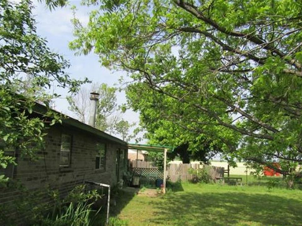 2nd image of 303 Chickasaw Dr