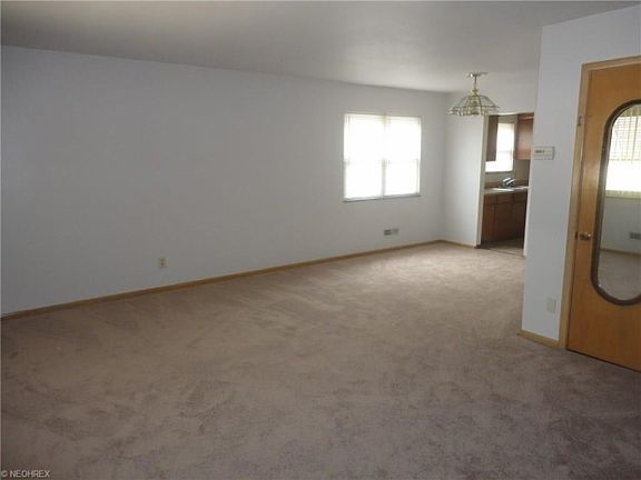 2nd image of 10100 Independence Blvd