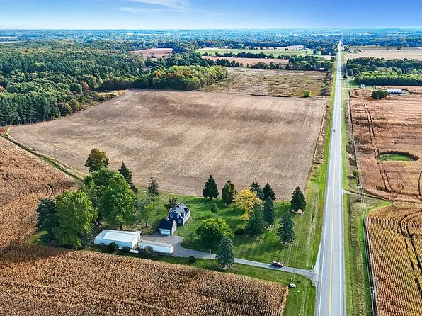 9955 E State Road 120, Howe, IN 46746