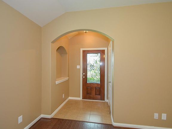 5th image of 6130 Sierra Springs Ln