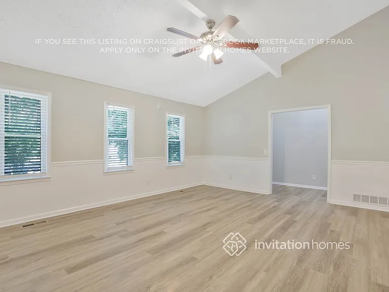 4036 Macedin Ct — Photo 5