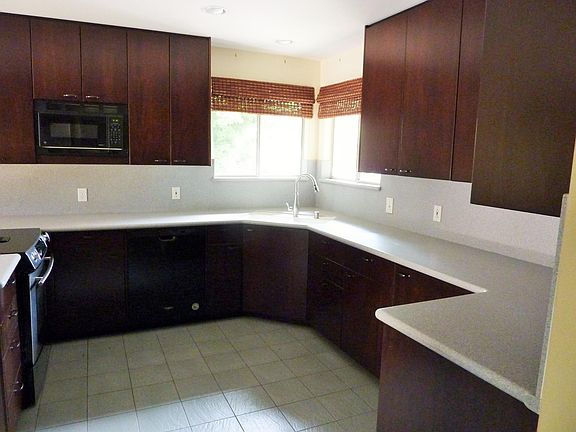 5th image of 67 La Loma Ct