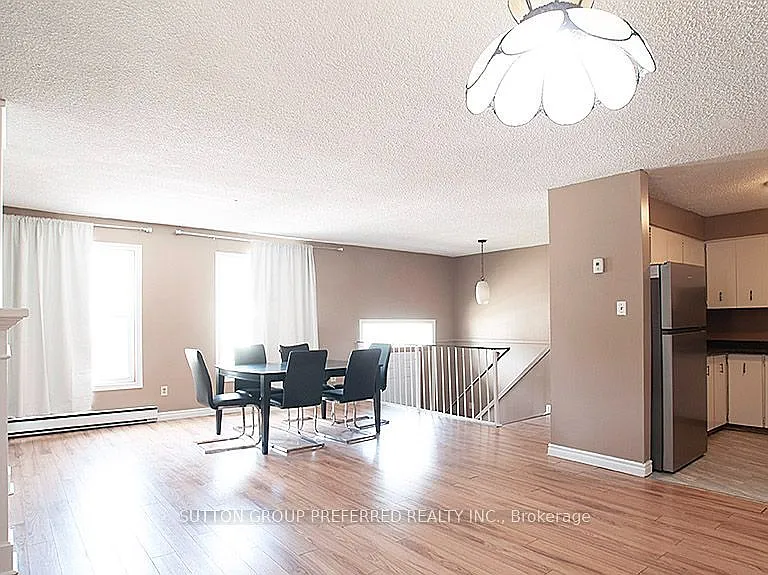 56 Gunn St — Photo 3