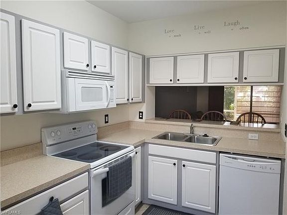 3rd image of 8287 Pacific Beach Dr