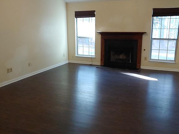 3rd image of 55 Park Timbers Dr