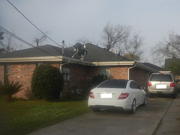 2nd image of 2625 Dawson St