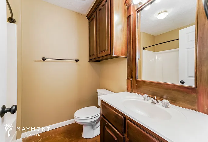 252 Greensview Dr — Photo 10