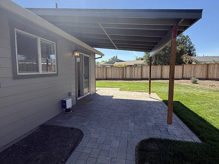 2853 Tahitian Ave — Photo 34