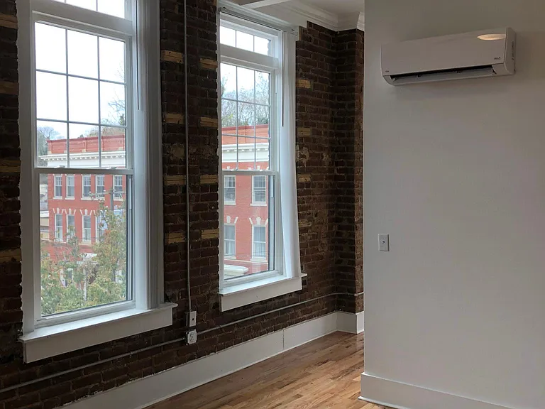 1100 Church St — Photo 13
