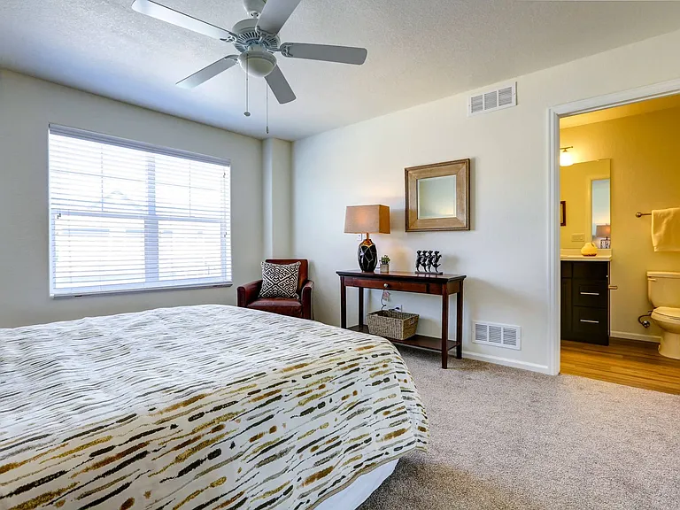 Enclave Apartments — Photo 19