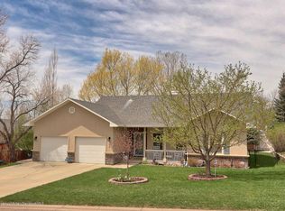 866 Villa View Dr, Craig, CO 81625