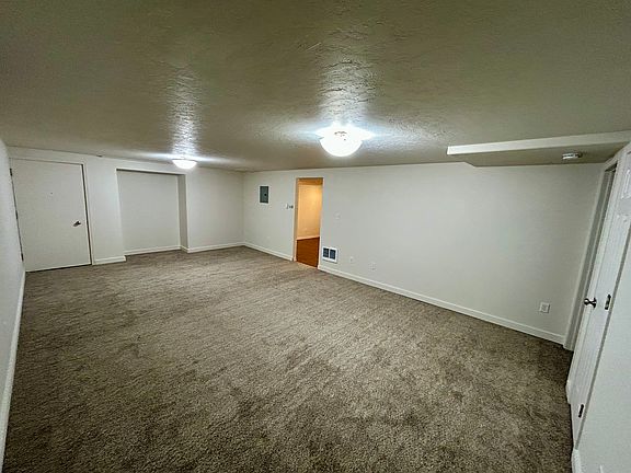 3rd image of 1224 Palmer Ln #B