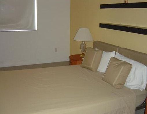 5th image of 10770 NW 66th St APT 113