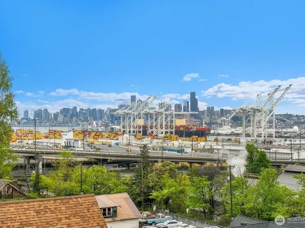 3022 SW Bradford Street #401, Seattle, WA 98126