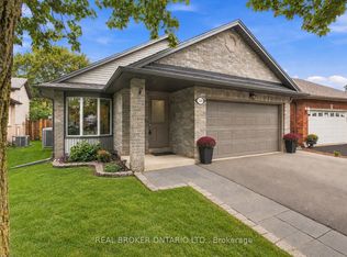 1249 Thorpe Rd, Burlington, ON L7S2C9