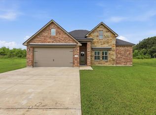 5765 Essie Ln, Beaumont, TX 77713