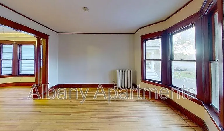 11 Alden Ave #2 — Photo 4