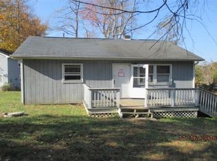 5112 Davis Rd, Winston Salem, NC 27105