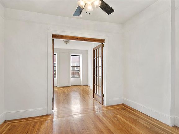 4th image of 233 E 89th St #D1