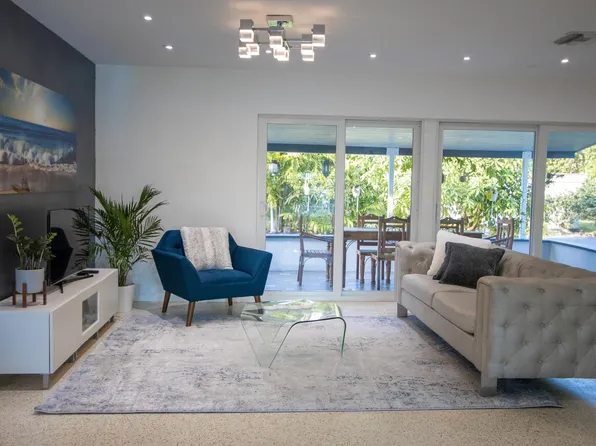 555 NW 87th St, Miami, FL 33150