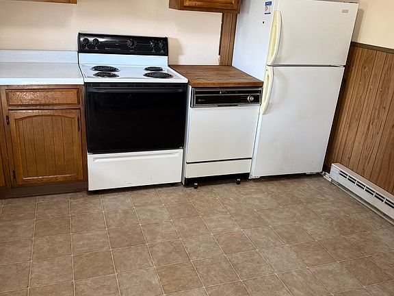 appliances, stove, dishwasher , refrigerator